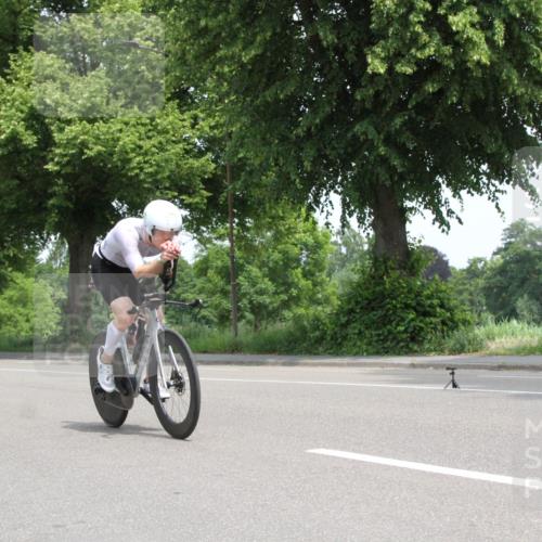 15.06.2025 - 7 Türme Triathlon Yannick Fuchs http://msf.ph/oto/7960939 15.06.2025 12:07:23 Radfahren  meine-sportfotos.de