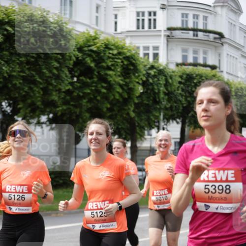 15.06.2025 - REWE Women's Run Jannik Wohlers http://msf.ph/oto/7960943 15.06.2025 09:45:57 Laufen 5126, 5010, 5125, 5398 meine-sportfotos.de