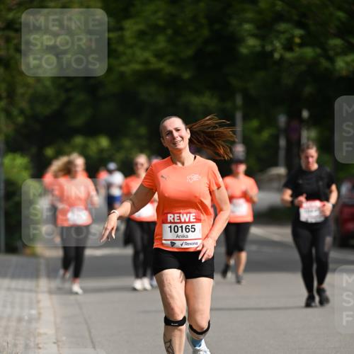 15.06.2025 - REWE Women's Run Dr. Thomas Lammeyer http://msf.ph/oto/7960965 15.06.2025 09:50:12 Laufen 10165 meine-sportfotos.de