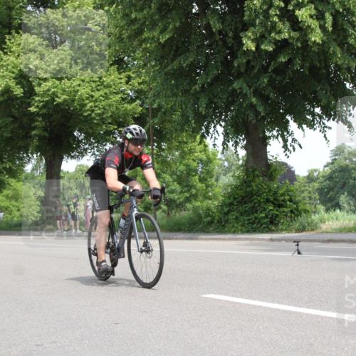 15.06.2025 - 7 Türme Triathlon Yannick Fuchs http://msf.ph/oto/7960975 15.06.2025 12:07:54 Radfahren  meine-sportfotos.de