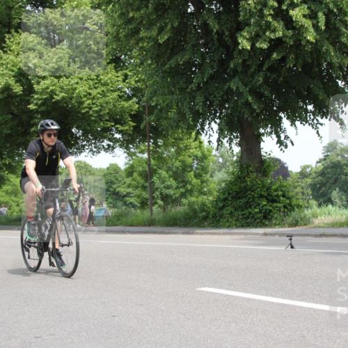 15.06.2025 - 7 Türme Triathlon Yannick Fuchs http://msf.ph/oto/7960987 15.06.2025 12:07:56 Radfahren  meine-sportfotos.de