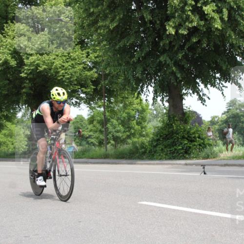 15.06.2025 - 7 Türme Triathlon Yannick Fuchs http://msf.ph/oto/7961048 15.06.2025 12:08:37 Radfahren  meine-sportfotos.de