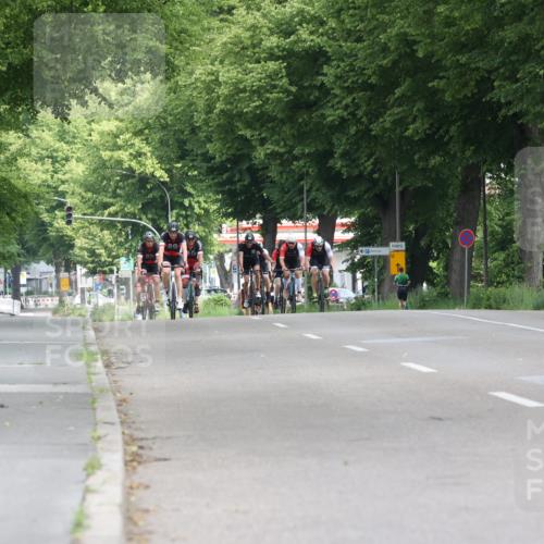 15.06.2025 - 7 Türme Triathlon Yannick Fuchs http://msf.ph/oto/7961060 15.06.2025 10:01:00 Radfahren 22, 24, 25, 80 meine-sportfotos.de