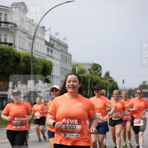 15.06.2025 - REWE Women's Run Jannik Wohlers http://msf.ph/oto/7961083 15.06.2025 09:46:00 Laufen 5446, 5002, 662, 14, 5414, 5198 meine-sportfotos.de