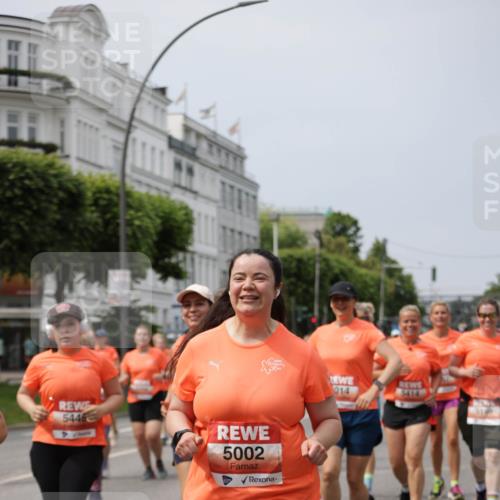 15.06.2025 - REWE Women's Run Jannik Wohlers http://msf.ph/oto/7961089 15.06.2025 09:46:00 Laufen 5002, 014 meine-sportfotos.de