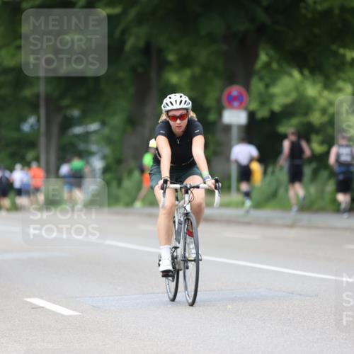 15.06.2025 - 7 Türme Triathlon Yannick Fuchs http://msf.ph/oto/7961100 15.06.2025 13:49:38 Radfahren 781, 1051, 1089 meine-sportfotos.de