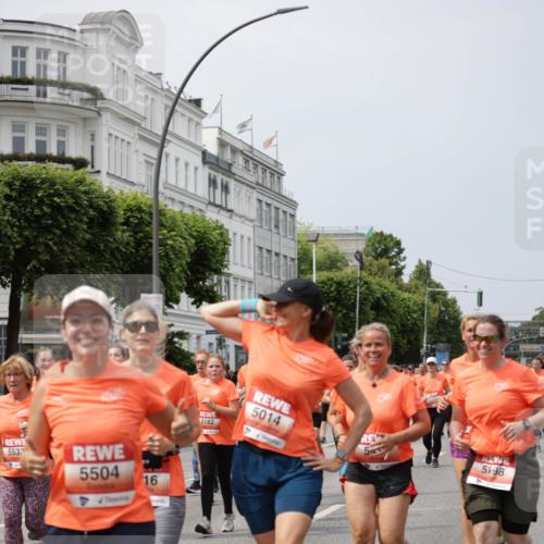 15.06.2025 - REWE Women's Run Jannik Wohlers http://msf.ph/oto/7961112 15.06.2025 09:46:02 Laufen 5533, 5504, 16, 5182, 5014, 5, 5198 meine-sportfotos.de
