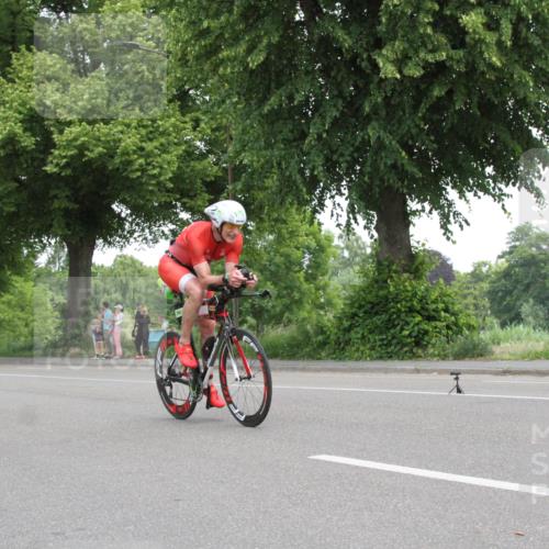 15.06.2025 - 7 Türme Triathlon Yannick Fuchs http://msf.ph/oto/7961130 15.06.2025 12:11:22 Radfahren  meine-sportfotos.de