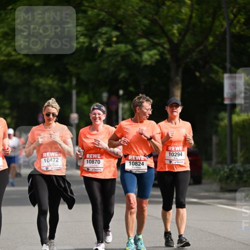 15.06.2025 - REWE Women's Run Dr. Thomas Lammeyer http://msf.ph/oto/7961155 15.06.2025 09:50:17 Laufen 10472, 10870, 10824, 10294 meine-sportfotos.de