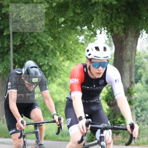 15.06.2025 - 7 Türme Triathlon Yannick Fuchs http://msf.ph/oto/7961184 15.06.2025 10:01:06 Radfahren 22, 24, 25, 77, 78, 80 meine-sportfotos.de