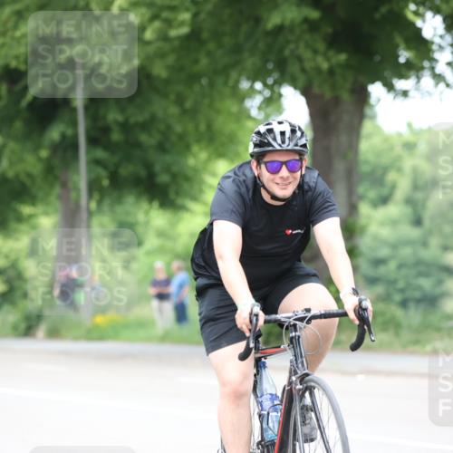 15.06.2025 - 7 Türme Triathlon Yannick Fuchs http://msf.ph/oto/7961190 15.06.2025 13:49:42 Radfahren 514, 781, 1051, 1089 meine-sportfotos.de