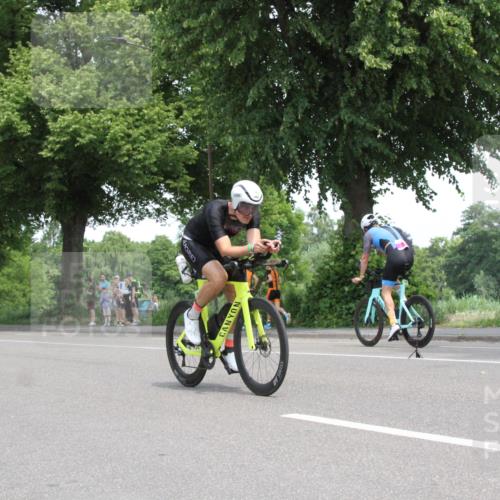 15.06.2025 - 7 Türme Triathlon Yannick Fuchs http://msf.ph/oto/7961202 15.06.2025 12:14:11 Radfahren  meine-sportfotos.de