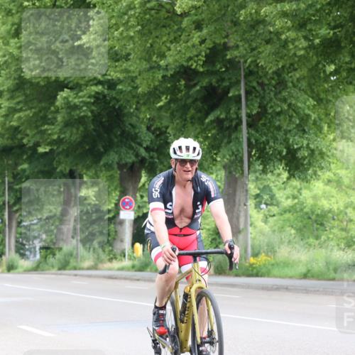 15.06.2025 - 7 Türme Triathlon Yannick Fuchs http://msf.ph/oto/7961230 15.06.2025 10:01:09 Radfahren 24, 25, 77, 78, 80 meine-sportfotos.de