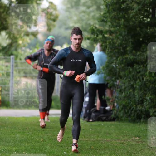 15.06.2025 - 7 Türme Triathlon Michael Strokosch http://msf.ph/oto/7961274 15.06.2025 12:13:07 Schwimmen 453, 459, 494, 561, 605 meine-sportfotos.de