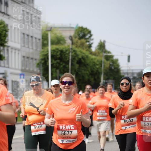 15.06.2025 - REWE Women's Run Jannik Wohlers http://msf.ph/oto/7961294 15.06.2025 09:46:07 Laufen 5106, 5577, 5587, 5093, 539 meine-sportfotos.de