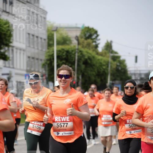 15.06.2025 - REWE Women's Run Jannik Wohlers http://msf.ph/oto/7961305 15.06.2025 09:46:07 Laufen 5577, 5106, 6682, 509 meine-sportfotos.de