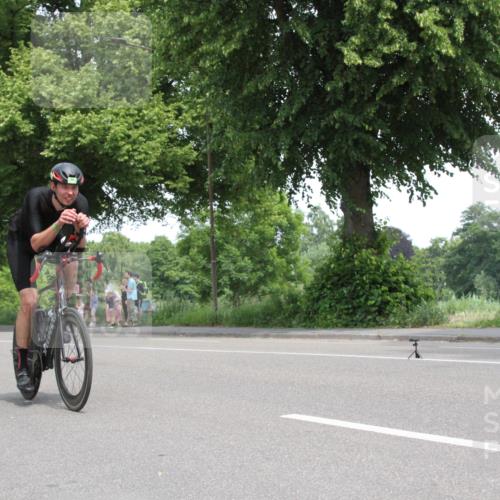 15.06.2025 - 7 Türme Triathlon Yannick Fuchs http://msf.ph/oto/7961327 15.06.2025 12:16:42 Radfahren  meine-sportfotos.de