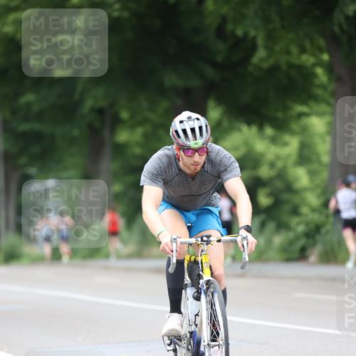 15.06.2025 - 7 Türme Triathlon Yannick Fuchs http://msf.ph/oto/7961328 15.06.2025 13:50:00 Radfahren 337, 1002 meine-sportfotos.de