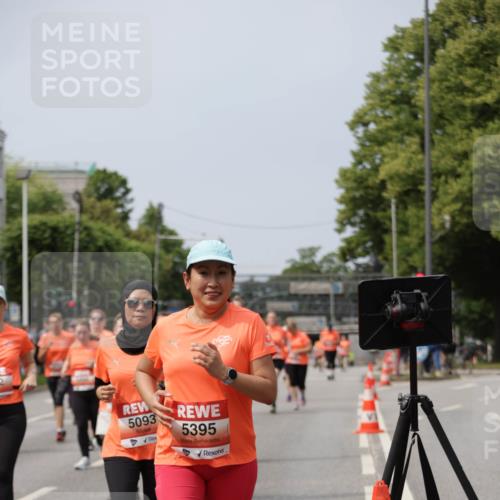 15.06.2025 - REWE Women's Run Jannik Wohlers http://msf.ph/oto/7961338 15.06.2025 09:46:08 Laufen 5093, 5395 meine-sportfotos.de
