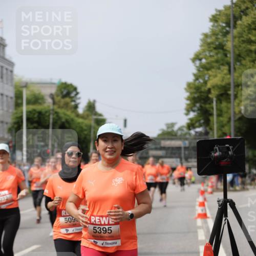 15.06.2025 - REWE Women's Run Jannik Wohlers http://msf.ph/oto/7961354 15.06.2025 09:46:08 Laufen 232, 509, 5395 meine-sportfotos.de