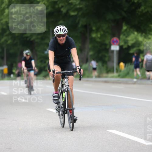 15.06.2025 - 7 Türme Triathlon Yannick Fuchs http://msf.ph/oto/7961360 15.06.2025 13:50:09 Radfahren 764, 1009, 1119 meine-sportfotos.de