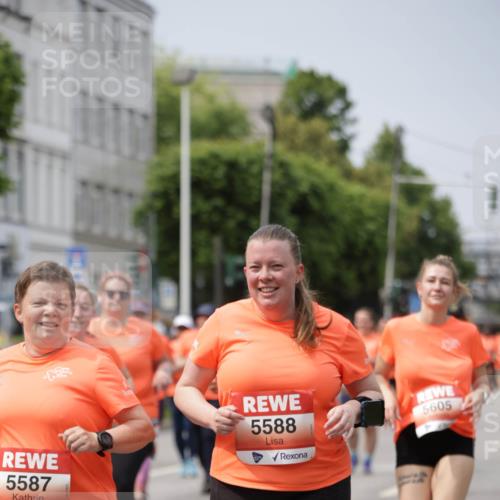 15.06.2025 - REWE Women's Run Jannik Wohlers http://msf.ph/oto/7961410 15.06.2025 09:46:11 Laufen 5605, 5587, 5588 meine-sportfotos.de