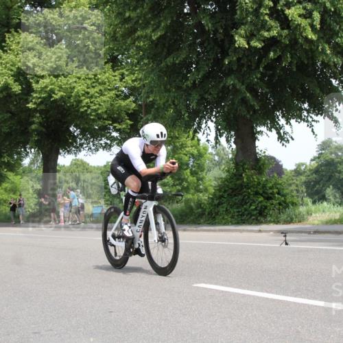 15.06.2025 - 7 Türme Triathlon Yannick Fuchs http://msf.ph/oto/7961428 15.06.2025 12:19:06 Radfahren  meine-sportfotos.de
