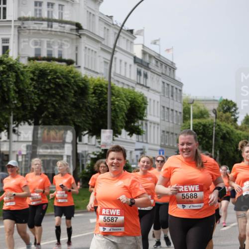 15.06.2025 - REWE Women's Run Jannik Wohlers http://msf.ph/oto/7961437 15.06.2025 09:46:11 Laufen 5588, 5587 meine-sportfotos.de