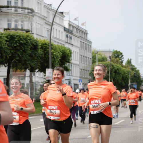 15.06.2025 - REWE Women's Run Jannik Wohlers http://msf.ph/oto/7961503 15.06.2025 09:46:13 Laufen 94, 5493, 560 meine-sportfotos.de
