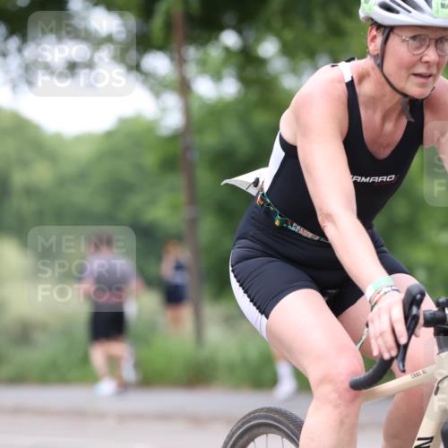 15.06.2025 - 7 Türme Triathlon Yannick Fuchs http://msf.ph/oto/7961512 15.06.2025 13:50:21 Radfahren 822, 839, 850, 894, 960, 1099 meine-sportfotos.de