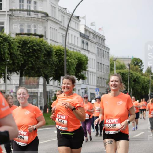 15.06.2025 - REWE Women's Run Jannik Wohlers http://msf.ph/oto/7961514 15.06.2025 09:46:13 Laufen 494, 5493, 5605 meine-sportfotos.de