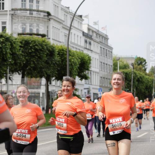 15.06.2025 - REWE Women's Run Jannik Wohlers http://msf.ph/oto/7961518 15.06.2025 09:46:13 Laufen 5494, 5493, 5605 meine-sportfotos.de