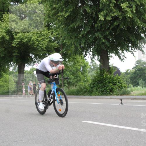 15.06.2025 - 7 Türme Triathlon Yannick Fuchs http://msf.ph/oto/7961540 15.06.2025 12:22:22 Radfahren  meine-sportfotos.de