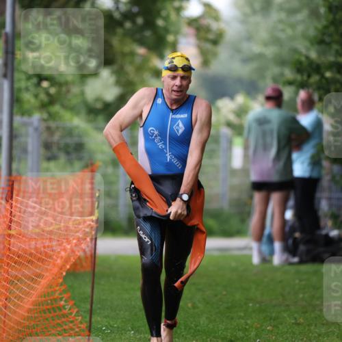 15.06.2025 - 7 Türme Triathlon Michael Strokosch http://msf.ph/oto/7961542 15.06.2025 12:13:31 Schwimmen 396, 494, 539, 566, 633 meine-sportfotos.de