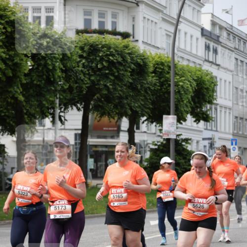15.06.2025 - REWE Women's Run Jannik Wohlers http://msf.ph/oto/7961567 15.06.2025 09:46:17 Laufen 5323, 5173, 5165, 5343, 5626, 5 meine-sportfotos.de