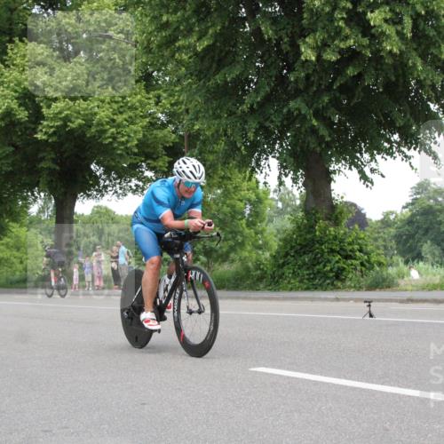 15.06.2025 - 7 Türme Triathlon Yannick Fuchs http://msf.ph/oto/7961573 15.06.2025 12:23:36 Radfahren  meine-sportfotos.de