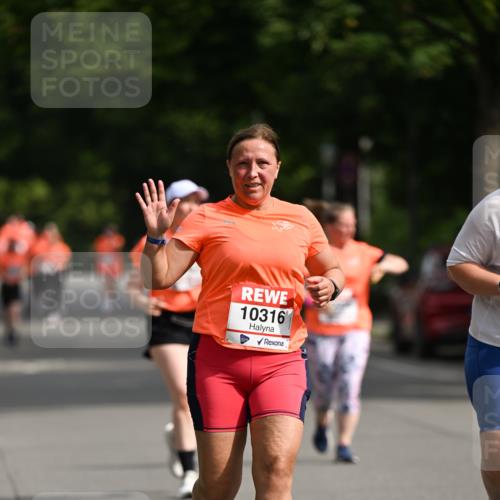 15.06.2025 - REWE Women's Run Dr. Thomas Lammeyer http://msf.ph/oto/7961575 15.06.2025 09:50:33 Laufen 10316 meine-sportfotos.de