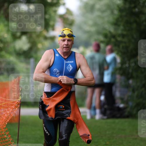 15.06.2025 - 7 Türme Triathlon Michael Strokosch http://msf.ph/oto/7961579 15.06.2025 12:13:32 Schwimmen 396, 494, 539, 566, 633 meine-sportfotos.de