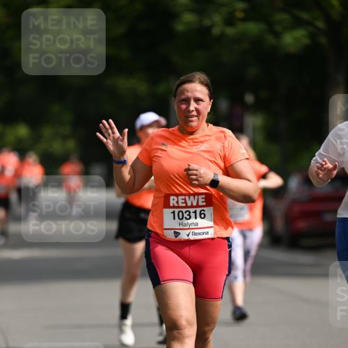 15.06.2025 - REWE Women's Run Dr. Thomas Lammeyer http://msf.ph/oto/7961589 15.06.2025 09:50:33 Laufen 10316 meine-sportfotos.de