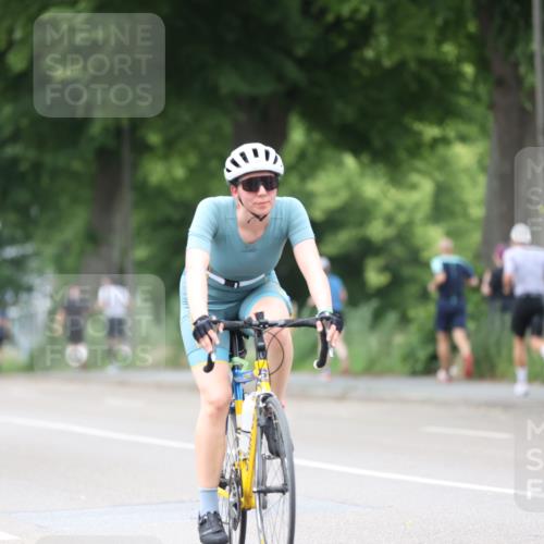 15.06.2025 - 7 Türme Triathlon Yannick Fuchs http://msf.ph/oto/7961597 15.06.2025 13:50:29 Radfahren 822, 839, 850, 866 meine-sportfotos.de