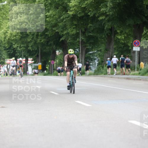 15.06.2025 - 7 Türme Triathlon Yannick Fuchs http://msf.ph/oto/7961640 15.06.2025 13:50:36 Radfahren 195, 326 meine-sportfotos.de