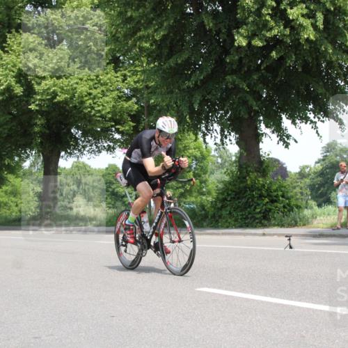 15.06.2025 - 7 Türme Triathlon Yannick Fuchs http://msf.ph/oto/7961645 15.06.2025 12:26:27 Radfahren  meine-sportfotos.de