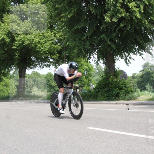 15.06.2025 - 7 Türme Triathlon Yannick Fuchs http://msf.ph/oto/7961658 15.06.2025 12:26:47 Radfahren  meine-sportfotos.de