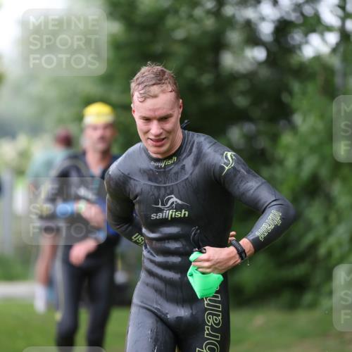 15.06.2025 - 7 Türme Triathlon Michael Strokosch http://msf.ph/oto/7961702 15.06.2025 12:13:48 Schwimmen 395, 497, 543, 566, 599, 633 meine-sportfotos.de
