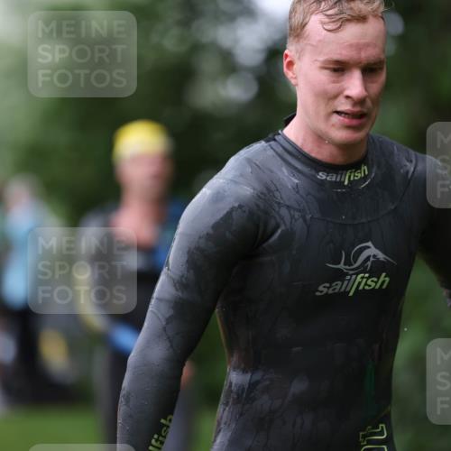 15.06.2025 - 7 Türme Triathlon Michael Strokosch http://msf.ph/oto/7961723 15.06.2025 12:13:49 Schwimmen 395, 497, 501, 543, 566, 599, 633 meine-sportfotos.de