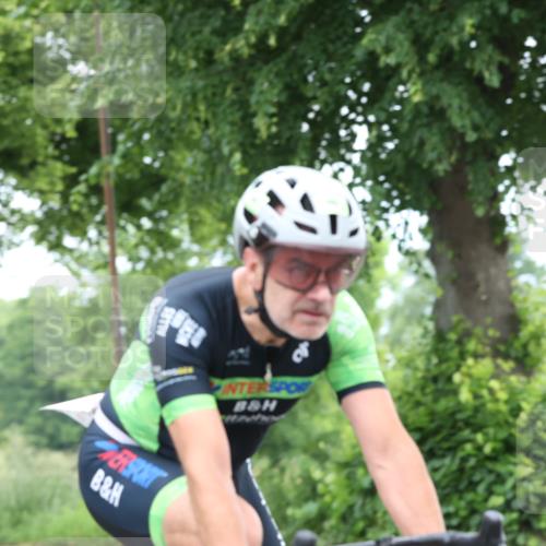 15.06.2025 - 7 Türme Triathlon Yannick Fuchs http://msf.ph/oto/7961740 15.06.2025 10:05:56 Radfahren 137, 139, 140, 145, 146, 148 meine-sportfotos.de