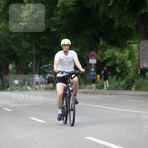 15.06.2025 - 7 Türme Triathlon Yannick Fuchs http://msf.ph/oto/7961749 15.06.2025 13:50:43 Radfahren 326, 389, 1096 meine-sportfotos.de