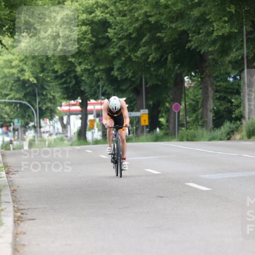 15.06.2025 - 7 Türme Triathlon Yannick Fuchs http://msf.ph/oto/7961769 15.06.2025 10:06:07 Radfahren 70 meine-sportfotos.de