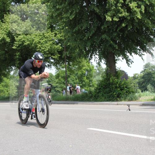 15.06.2025 - 7 Türme Triathlon Yannick Fuchs http://msf.ph/oto/7961800 15.06.2025 12:31:01 Radfahren  meine-sportfotos.de