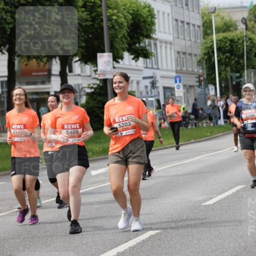 15.06.2025 - REWE Women's Run Jannik Wohlers http://msf.ph/oto/7961823 15.06.2025 09:46:28 Laufen 5480, 5203, 5384, 80, 51, 5512 meine-sportfotos.de